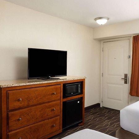 Ramada By Wyndham Elko Hotel At Stockmen'S Casino Dış mekan fotoğraf