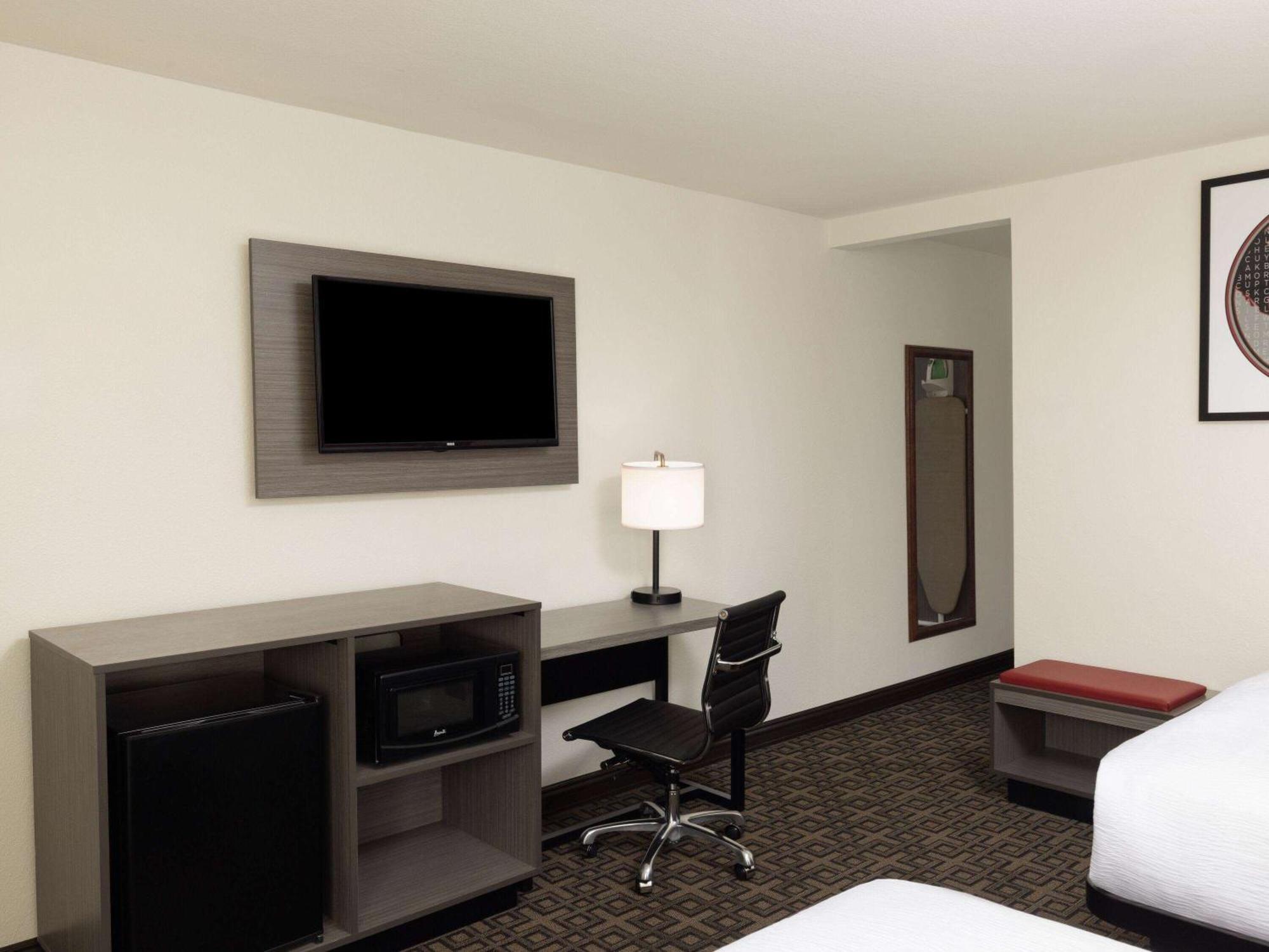 Ramada By Wyndham Elko Hotel At Stockmen'S Casino Dış mekan fotoğraf